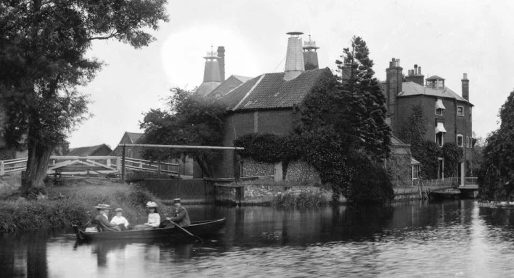 Old photo of the mill